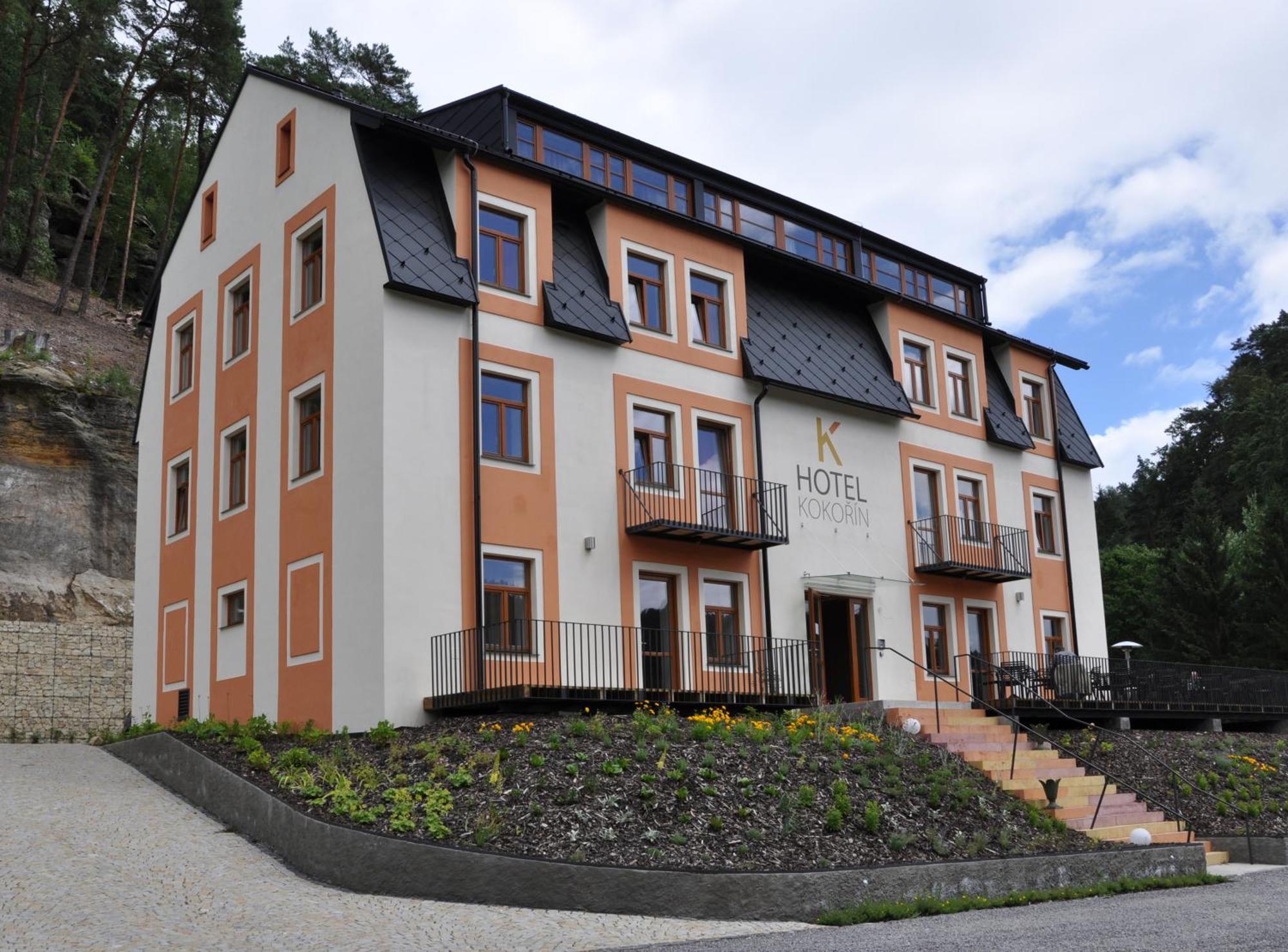 Hotel Kokorin Buitenkant foto