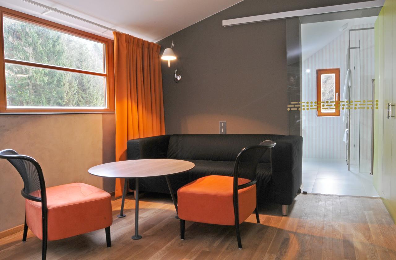 Hotel Kokorin Buitenkant foto
